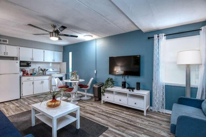 Sunset Beach Suites Сейнт Пийт Бийч Екстериор снимка