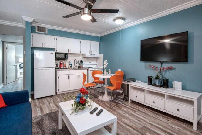 Sunset Beach Suites Сейнт Пийт Бийч Екстериор снимка