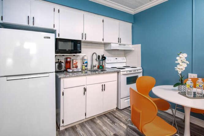 Sunset Beach Suites Сейнт Пийт Бийч Екстериор снимка