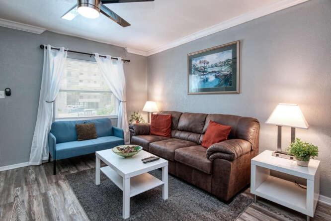 Sunset Beach Suites Сейнт Пийт Бийч Екстериор снимка
